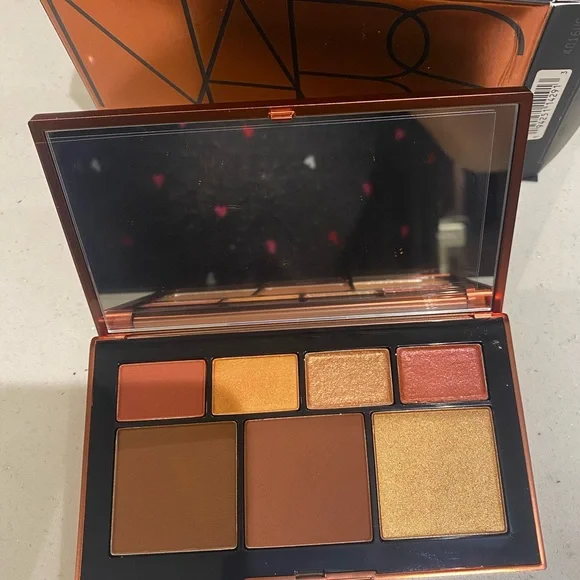 Nars laguna face Makeup Palette with Warm Tones - Picture 4 of 8